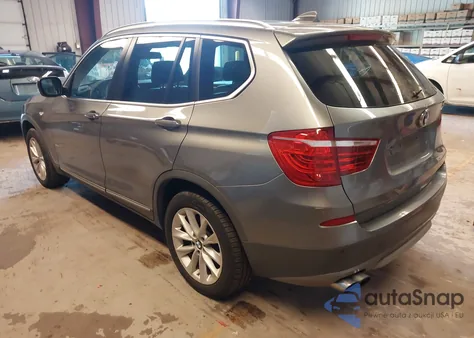 2013 BMW X3 xDrive28I z USA, uszkodzony, nr VIN 5UXWX9C53D0D02763